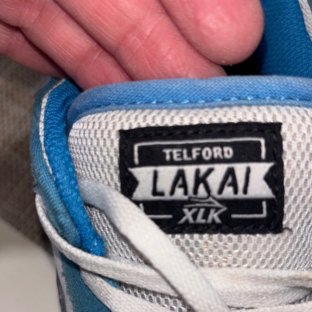 Lakai Telford Low sneakers in beautiful teal and white. Men's 10. Very sharp! - Picture 7 of 7